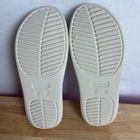 Crocs Womens Getaway Strappy Sandals Ivory Crush Womens size 8 - Picture 7 of 11
